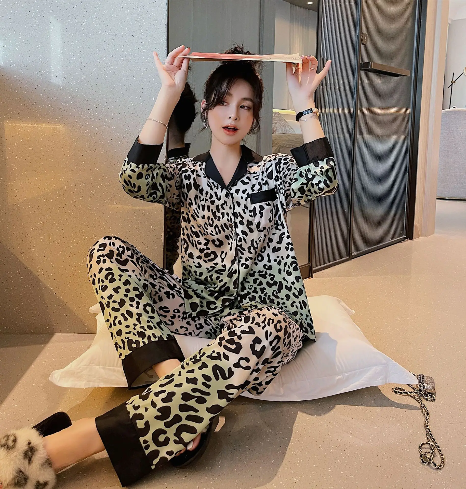 

FZSLCYIYI Spring Autumn Leopard Ice Silk Satin Long Sleeve Shirt Pants Pajama Sleepwear Bride Bridesmaid Wedding Homewear