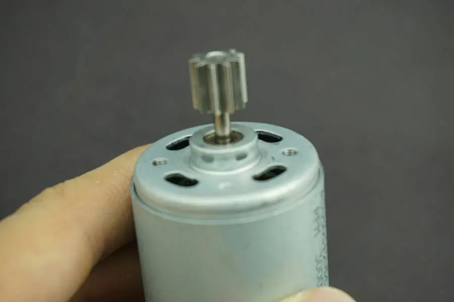 30000 об/мин мотор-редуктор для детей 12 вольт RC ездить на машине запчасти |