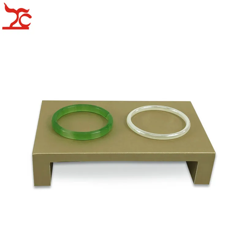 Подставка для демонстрации ювелирных изделий из искусственного золота 2