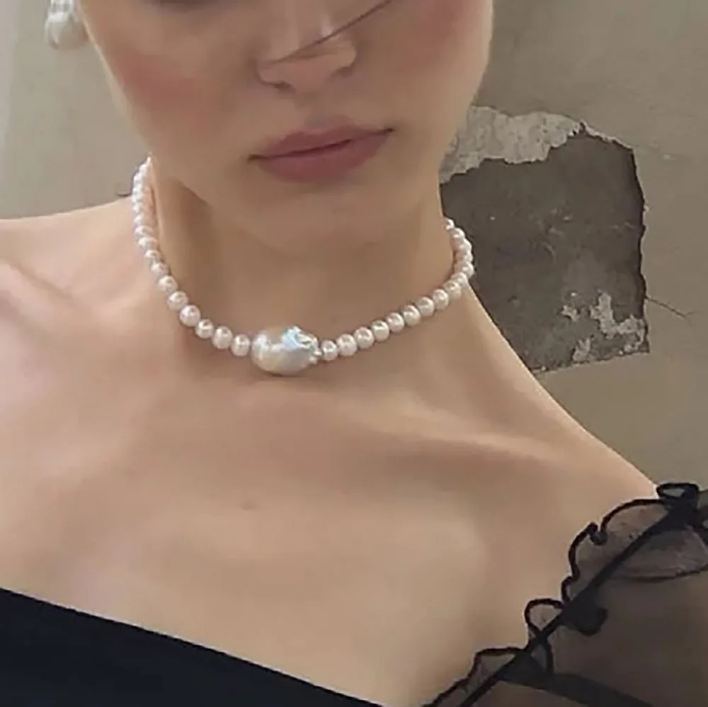 

Women freshwater barque pearl choker high quality jewelry for Holiday