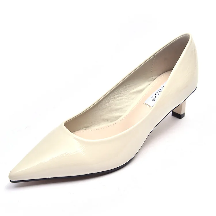 

2020 spring pointed toe heel work low heel comfortable shoes fine mid-heel women's shoes fashionable off-white party short heels