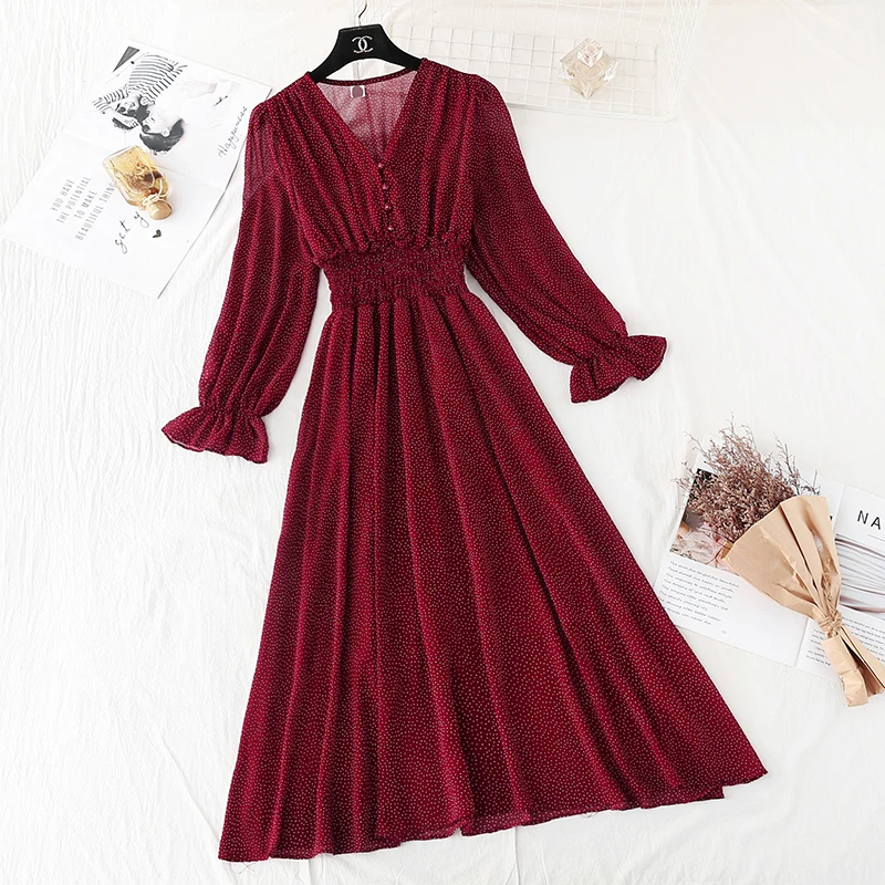 

Chiffon dress female spring autumn dress 2021 new waist was thin temperament floral dress fairy V-neck Lotus sleeve dress s89