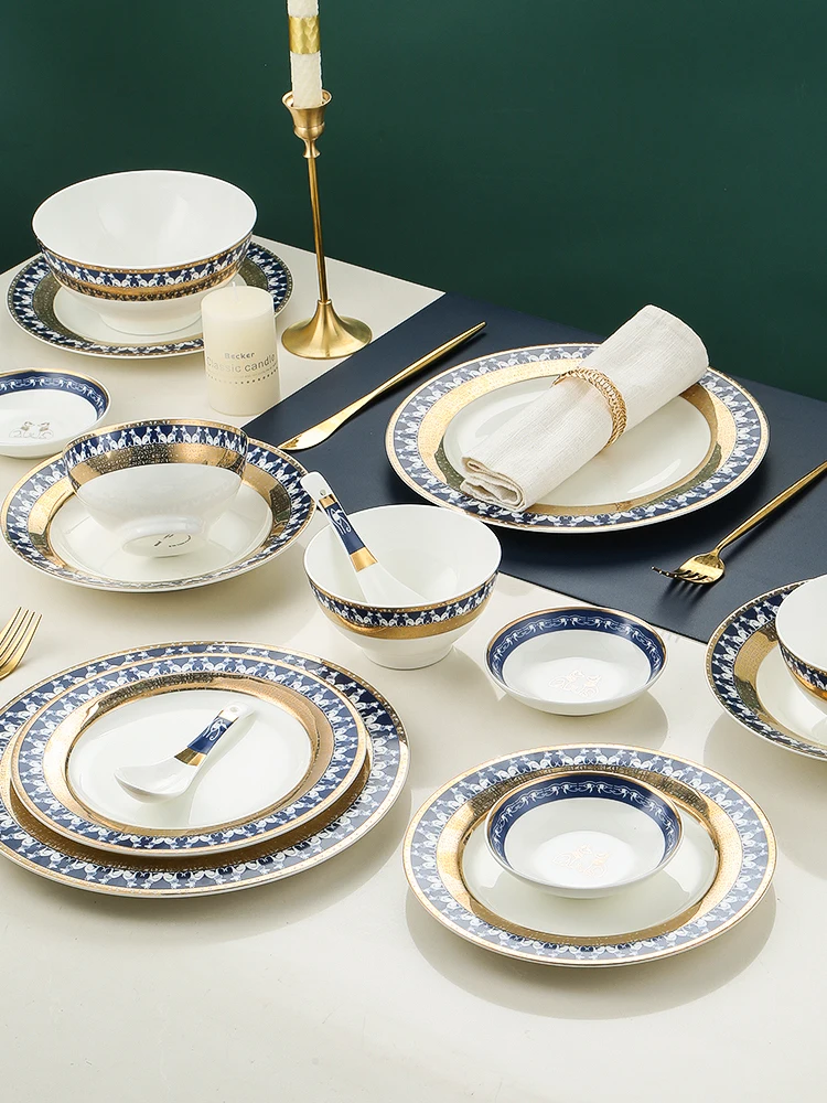 

Набор посуды, вилка, ложка, набор столовых приборов, посуда, наборы блюд и тарелок, набор посуды