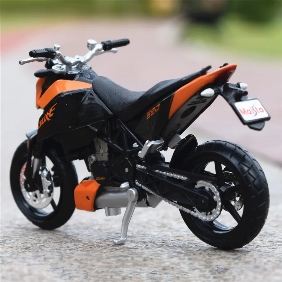Мотоциклы Maisto KTM 1/18 Duke модели моторных велосипедов под давлением в масштабе 690 1:18
