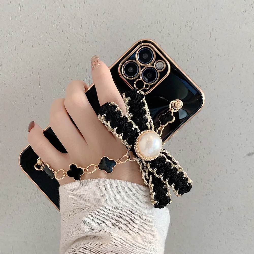 

Luxury Plating Chain Wrist Bracelet Soft Case for Iphone 12 Pro Max 12 MiNi 11 Pro Max 11 X XS XR 7 8Plus Wrist Strap Phone Case