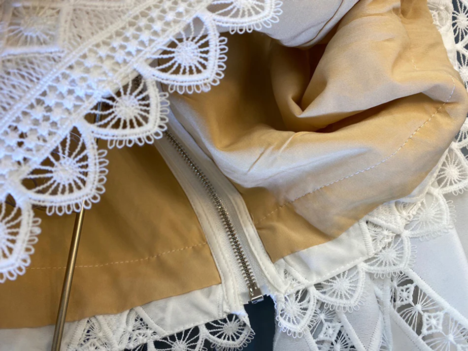 

Free Shipping 2020 New Women Embroidered Shorts Set Sexy Lantern Sleeve Square Neck Hollow Cropped Top & Shorts 2 Two Piece Set