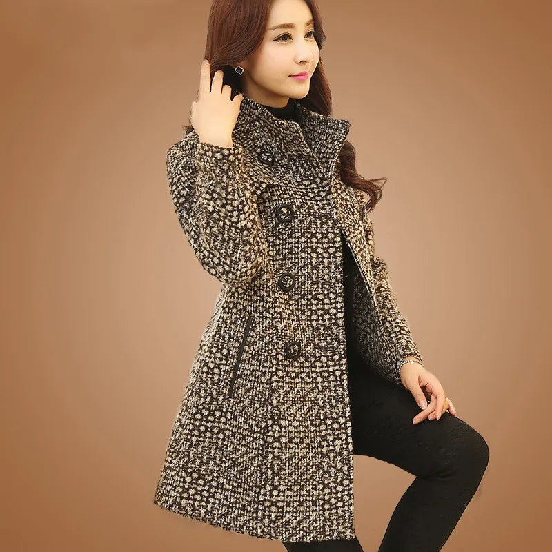 

New Women's Wool Blends Coat Winter 2021 Autumn Fashion Elegant Mother Turtleneck Plaid Slim Long Tweed Woolen Outerwear Female