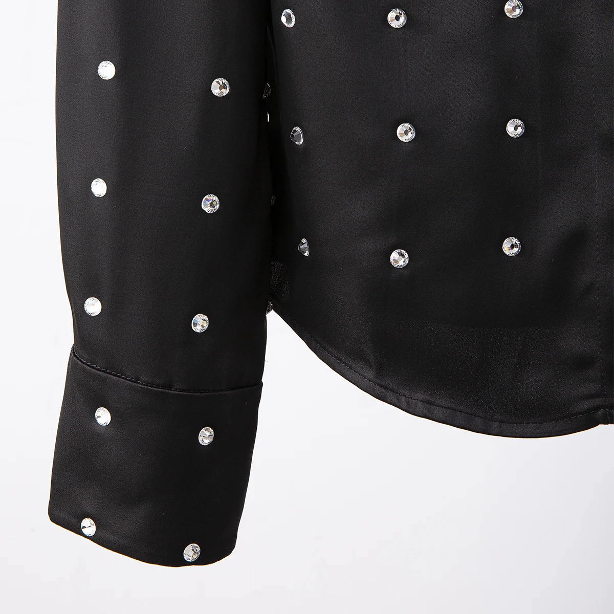 

2021 new spring and summer fashion polka dots printed single breasted shirt female black blouse top C955