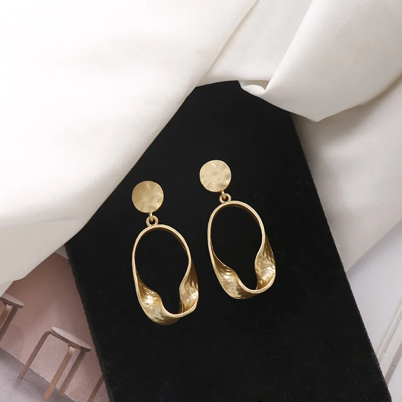 

S925 Silver Needle Korean Retro Earrings Design Sense Chic Temperament Frosted Niche Earrings Geometric Irregular Earrings
