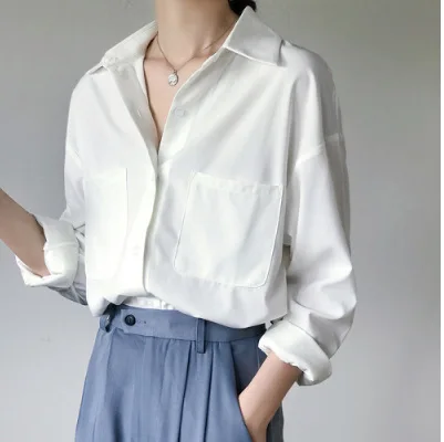 

White Shirts for Women Turn-down Collar Pockets Women Blouse Tops Elegant Female Tops blusas femme KZ068