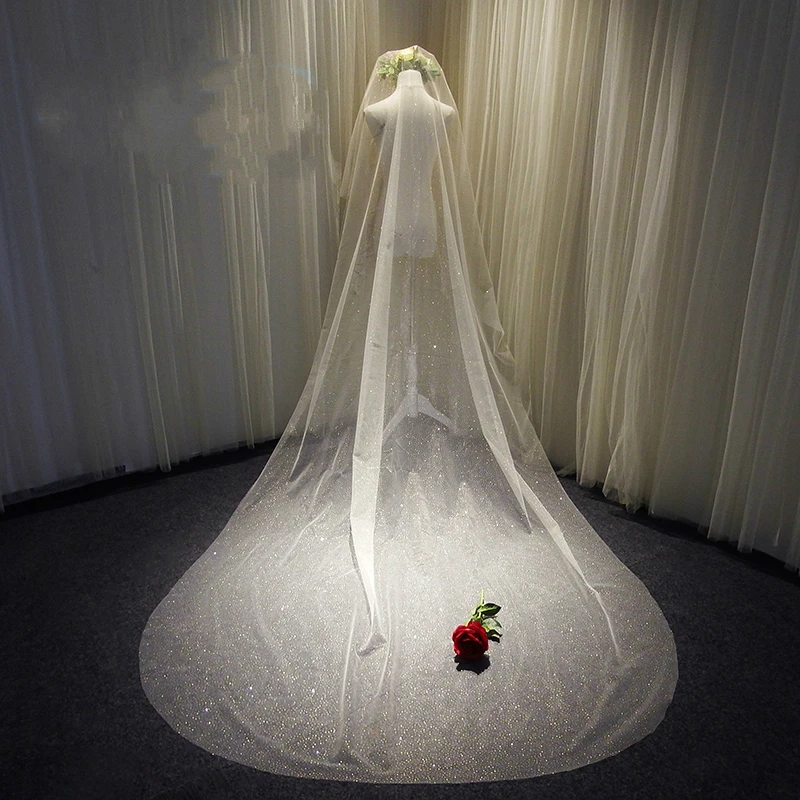 Глиттер-пелерины "Звездное небо". Сверкающие, длинные, шампанское и белый цвета с хвостом из роскошного тюля для свадебных нарядов. Головные уборы для невесты. Фотоаксессуары.