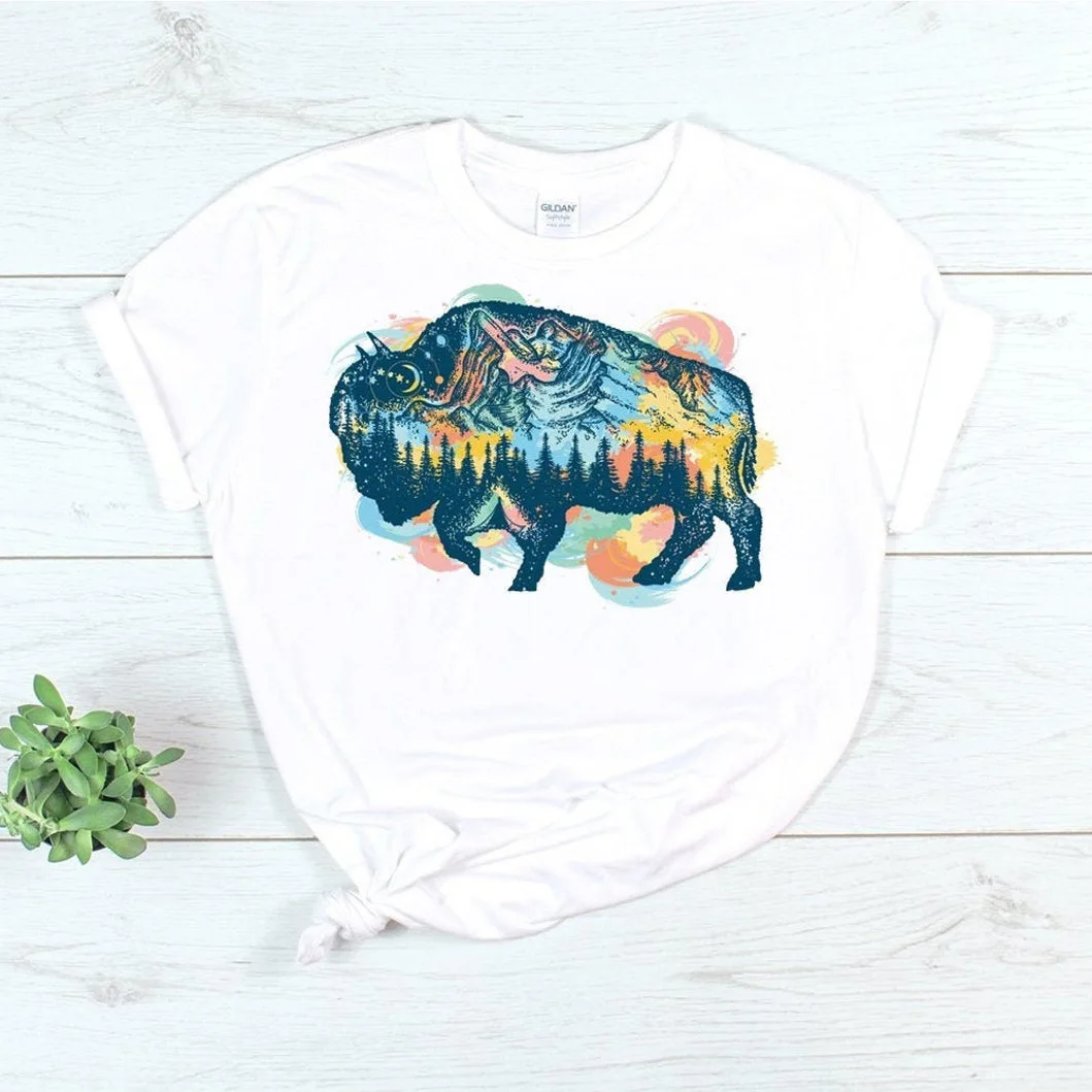 Женская футболка с принтом буйвола круглым вырезом и коротким рукавом - купить по