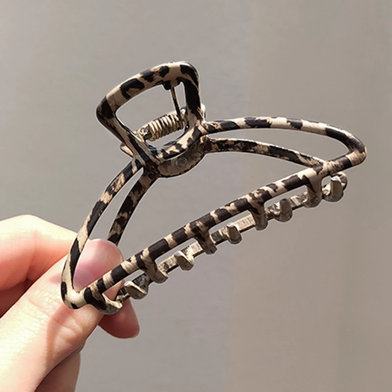 

2020 Alloy Leopard Print Crab Claw Clip Fashion Women Hairpin Girl Hair Accessories Headwear Hair Crab S/L Size