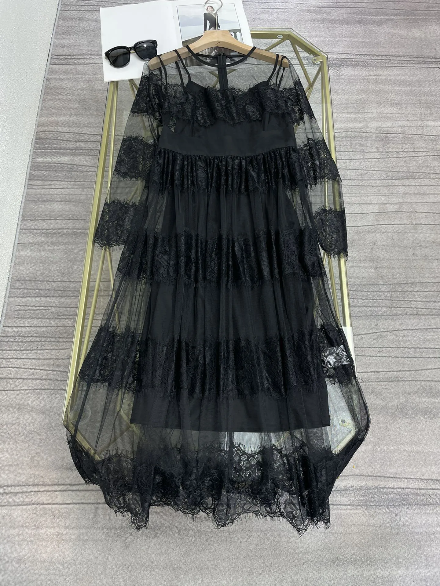 

Новинка 2021, черное Сетчатое платье, уникальное и очень многослойное