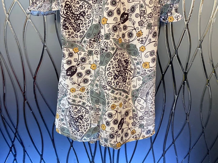 Женское платье ~ 2020 Ранняя весна новый гофрированный воротник рукав фонарик