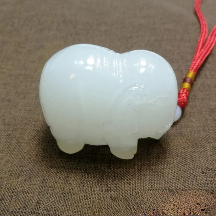 Подвеска в виде слона из белого нефрита Очаровательная бижутерия женская