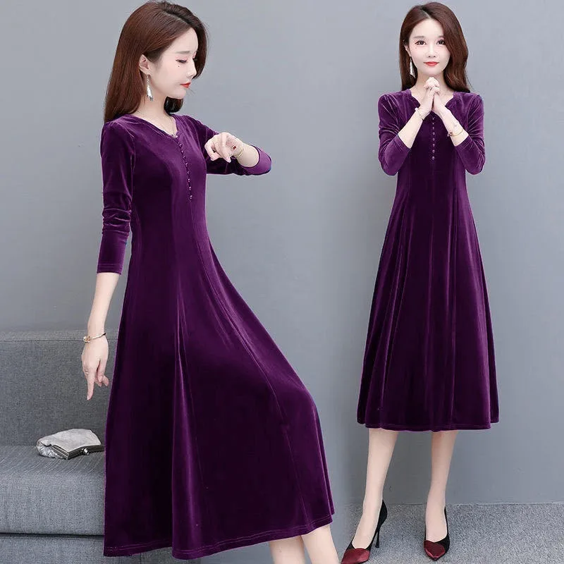 

Golden velvet dress female autumn 2020 new medium and long waist slim dress temperament long sleeve skirt