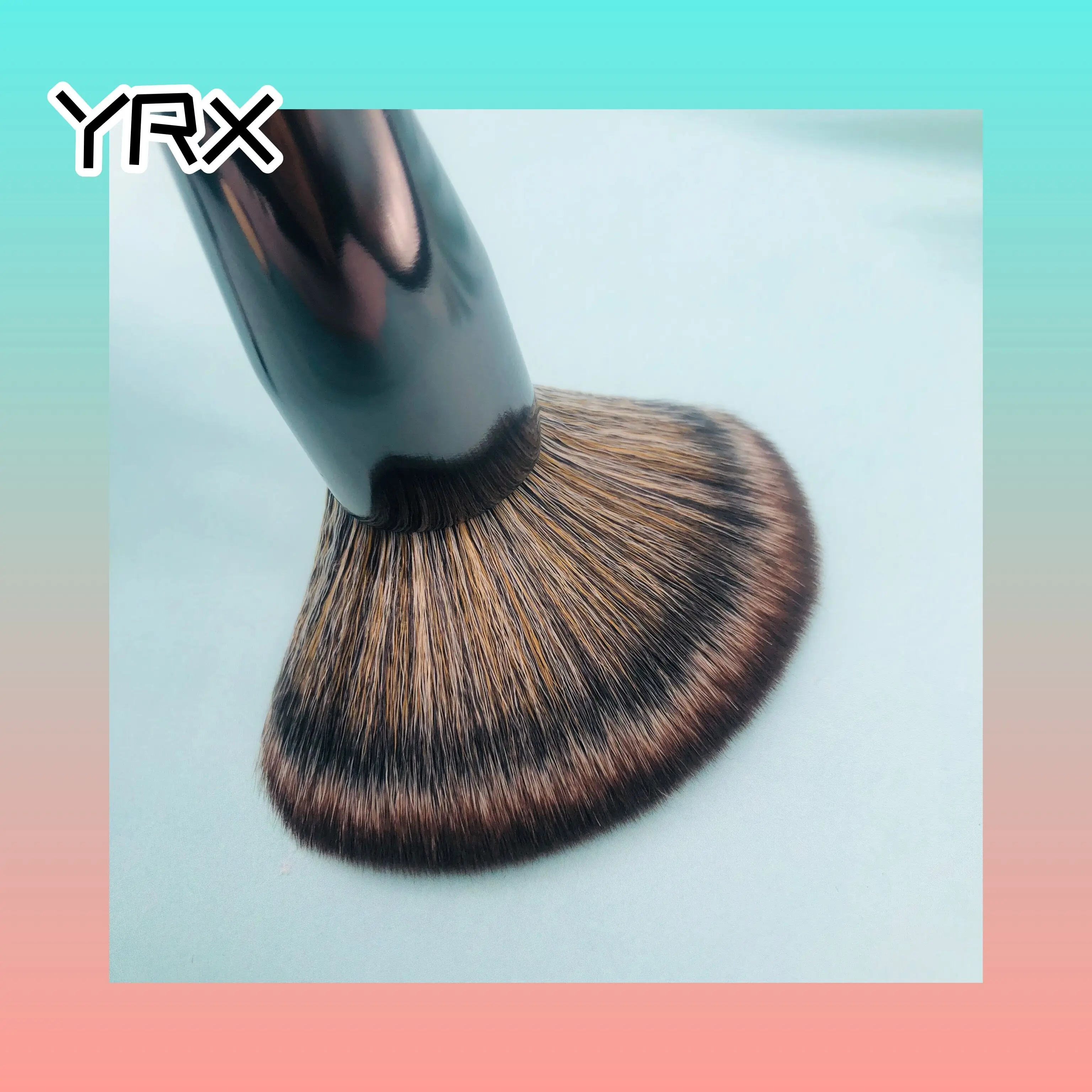 Набор кистей для макияжа лица и глаз YRX набор с черной пластиковой ручкой из
