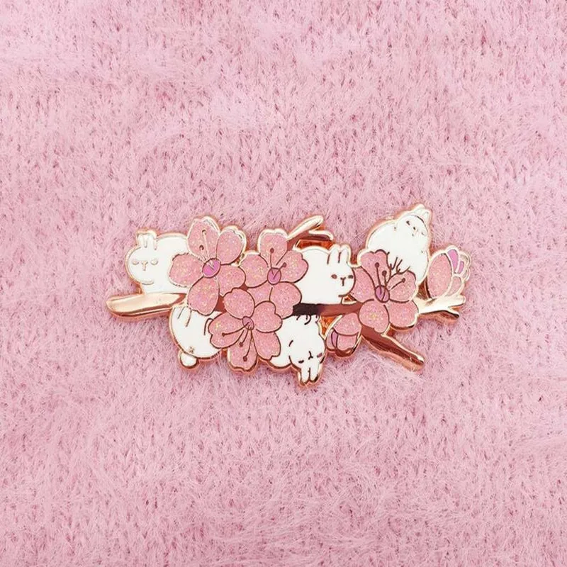 

Flower Hard Enamel Pins Cute Golden Brooches Scarf Buckle Medal Lapel Badge Unique Jewelry Accessories Gift for Best Friends