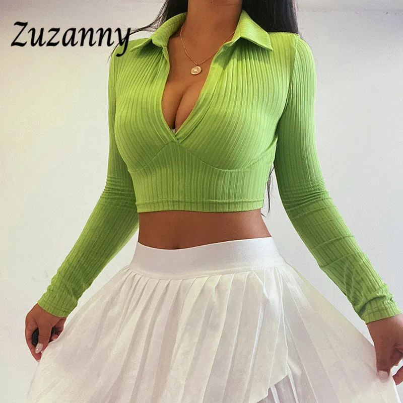 

Женская облегающая футболка с длинным рукавом и воротником-стойкой