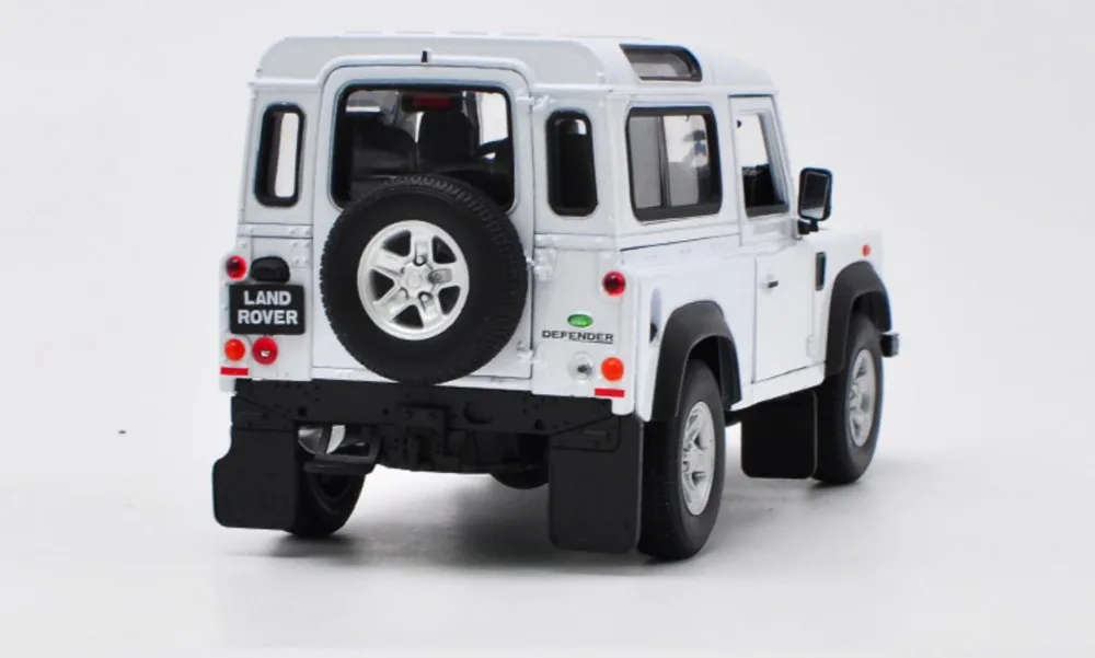 Welly 1/124 1:24 Land Rover Defender внедорожник автомобиль литья под давлением дисплей Модель игрушки на день рождения для детей мальчиков и девочек