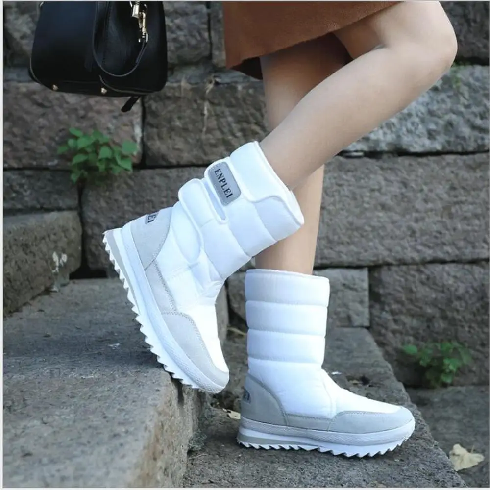

Female Snow Boots Winter Boots women flat waterproof 2019 Shoes Botas Mujer Botas femininas de inverno Black White plus size