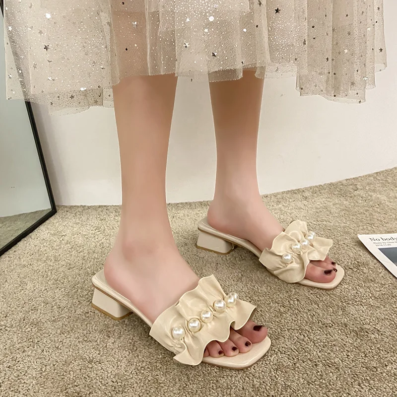

Shoes Low Ladies' Slippers String Bead Luxury Slides Med Square heel Slipers Women Designer Block 2021 Rubber PU Fabric Hoof Hee