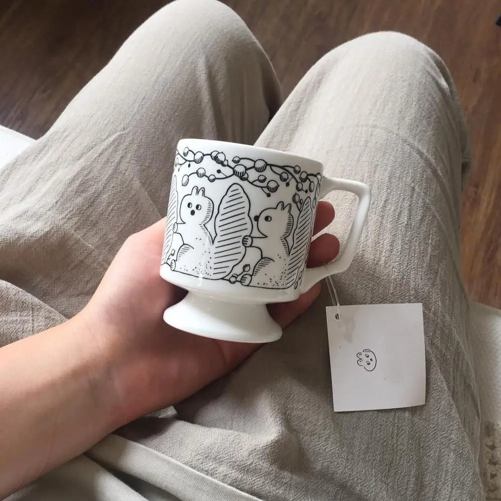 ES | Популярная корейская нишевая такая же белка иллюстрация ретро красивая