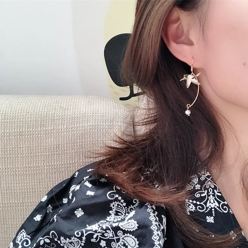 

Popular Chinese Drop Earring Temperament National Design Fan Crane Cloud Tassel Earrings Female Jewelry Gifts