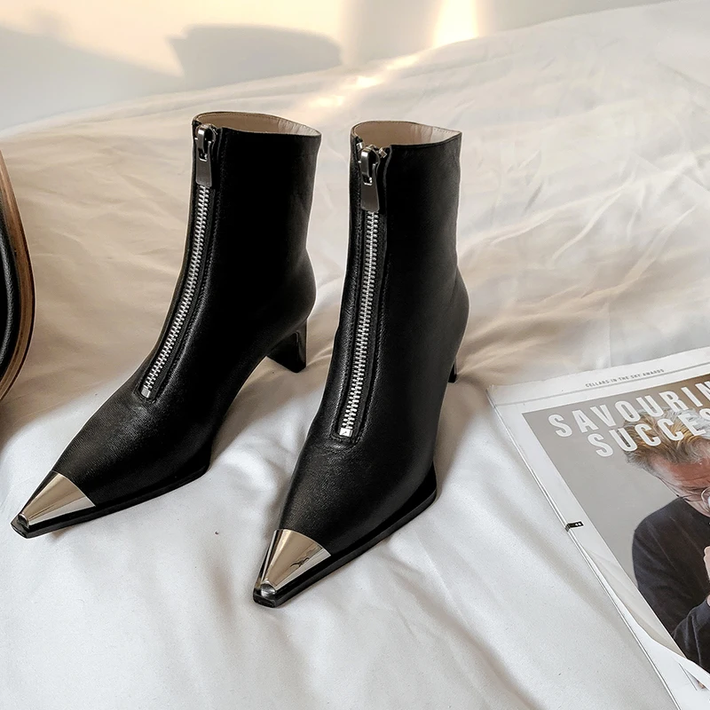 

2020 Autumn Winter Genuine leather Ladies Boots zippers Decoration High Heels boots metal poined toe Party Warm Shoes Woman