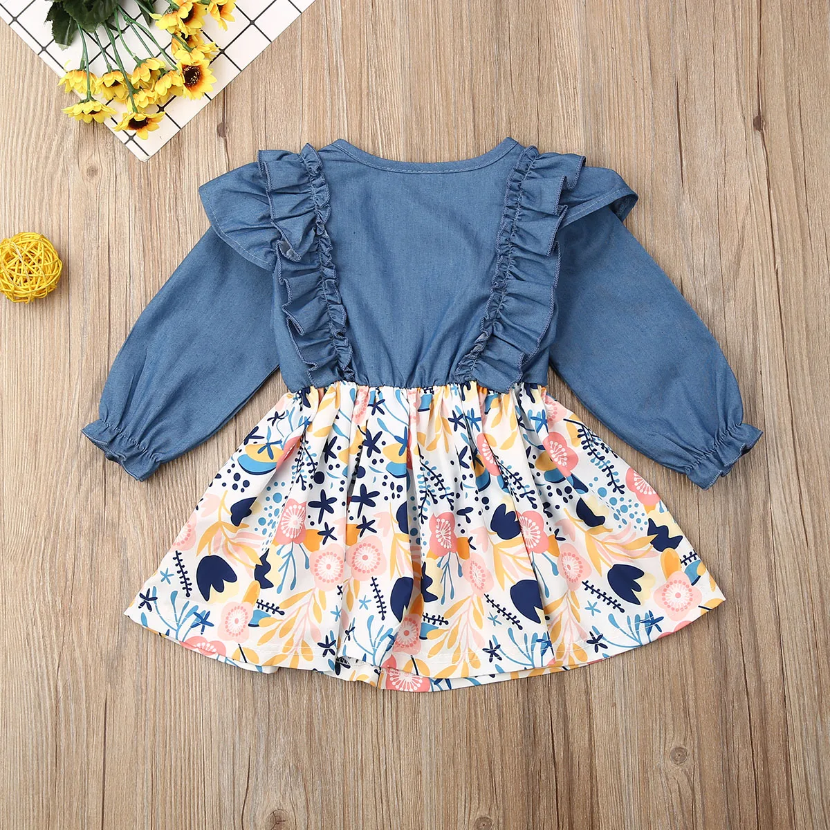 Детское платье-пачка с длинным рукавом оборками и подсолнухами | Детская одежда