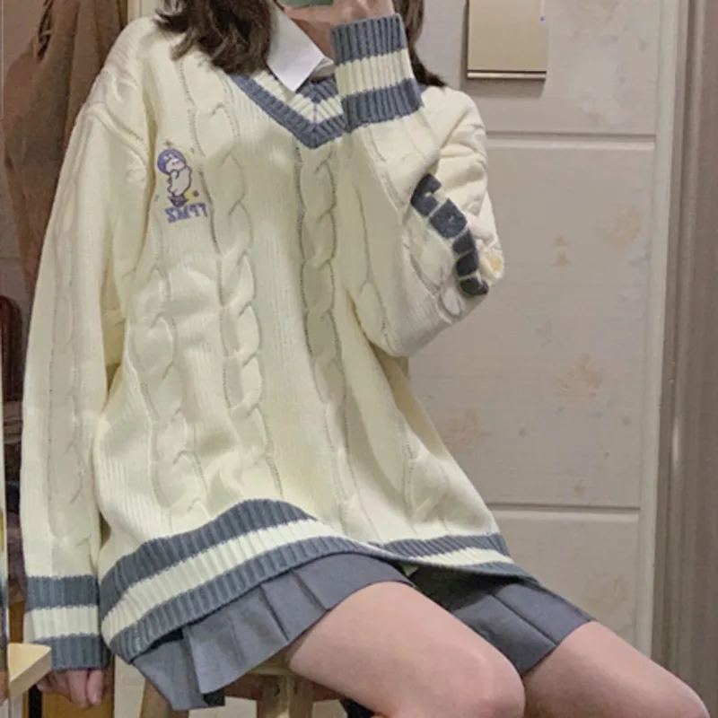 

Женский костюм с юбкой, юбка в складку, Осенний