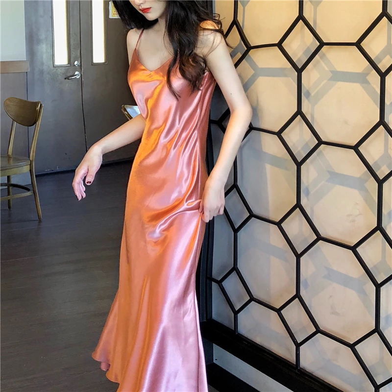 

Женское длинное атласное платье на бретелях-спагетти, элегантное шелковое платье-макси с v-образным вырезом, элегантное винтажное платье дл...