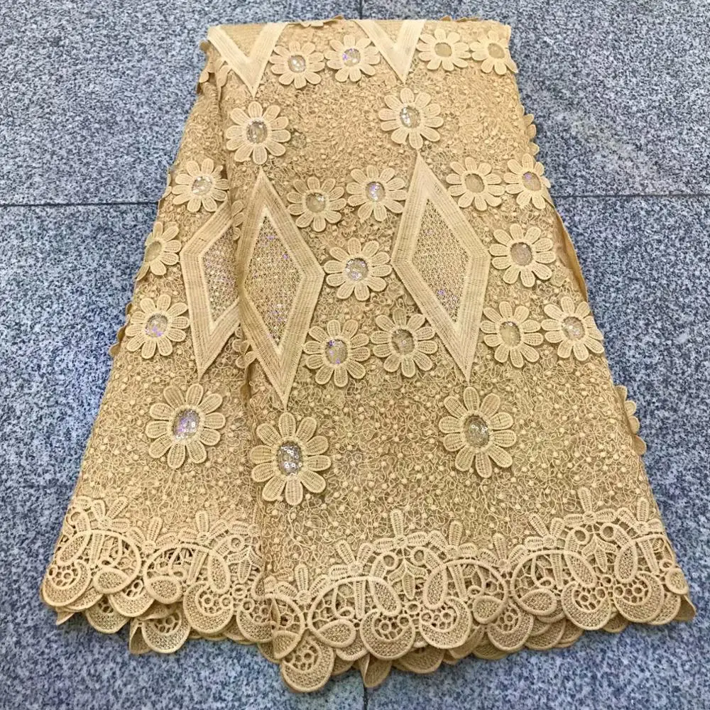 

New Pure White African Water solubility Lace Sequins Embroiderd 2020 High Quality French Mesh Lace Fabric For Nigerian Wedding