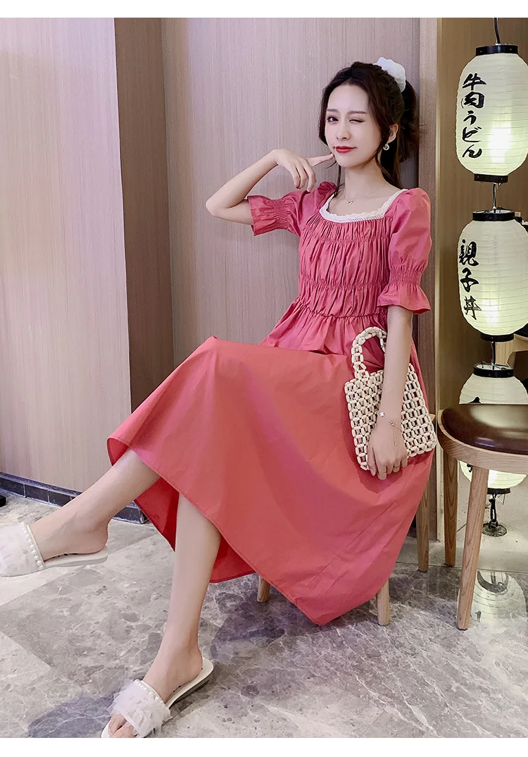 Элегантное плиссированное платье для беременных женщин средней длины в стиле