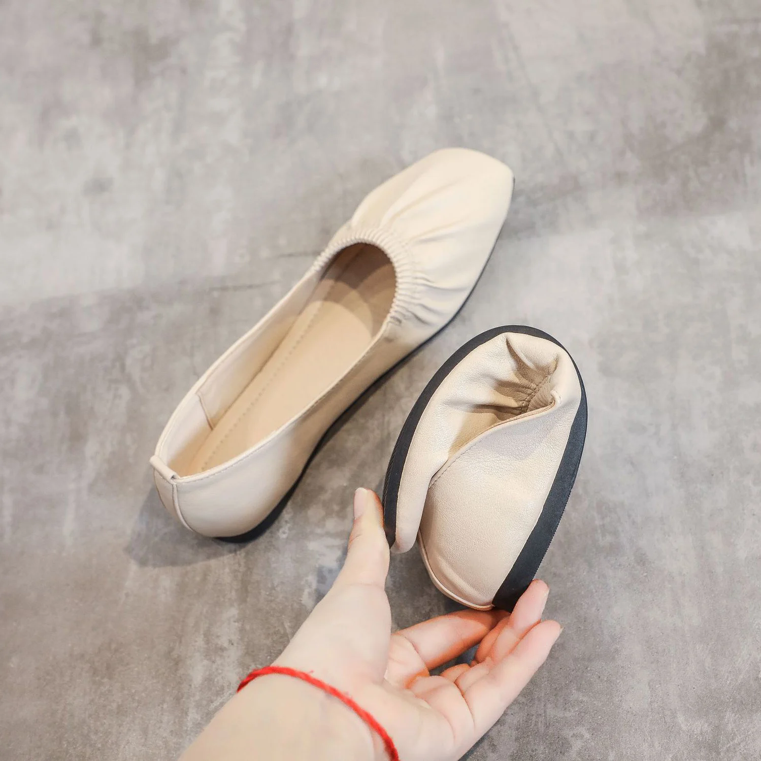 Женские технические удобные классические милые балетки с квадратным носком без