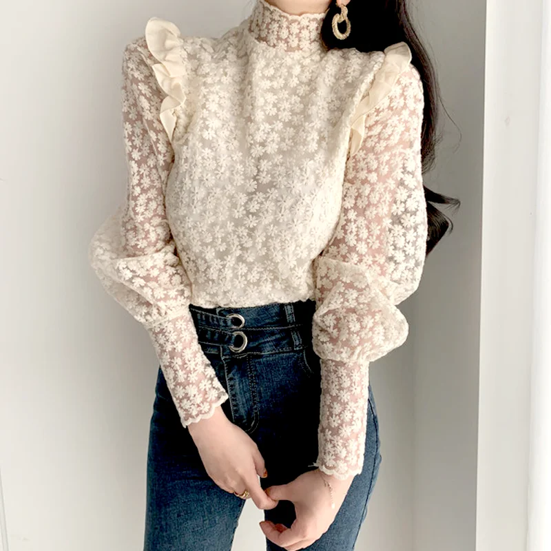 Женская кружевная блузка с рукавами-фонариками элегантная белая ажурная