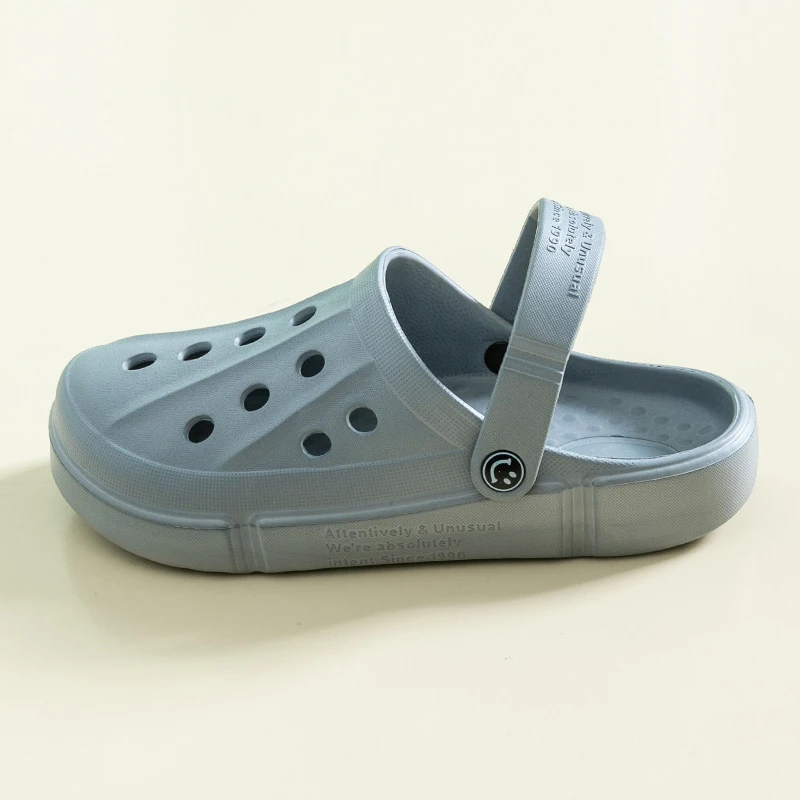 

Women Sandals Hole Shoes Men Beach Shoes Light Sandals Home Slippers Outdoor Summer Wading Sneaker Leisure Shoes Big Size