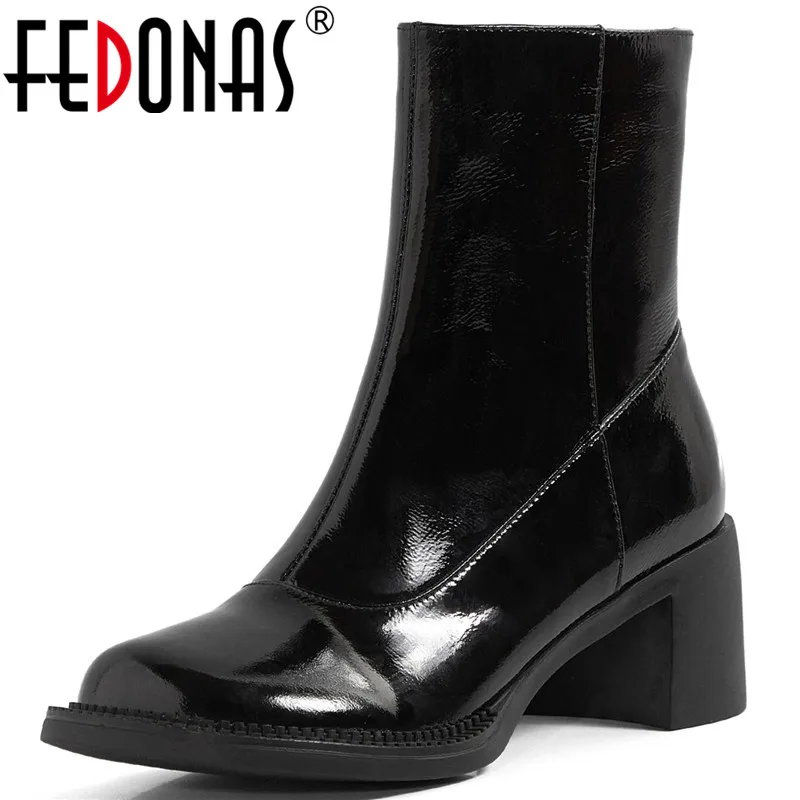 Женские Винтажные ботинки FEDONAS на платформе и высоком каблуке из натуральной