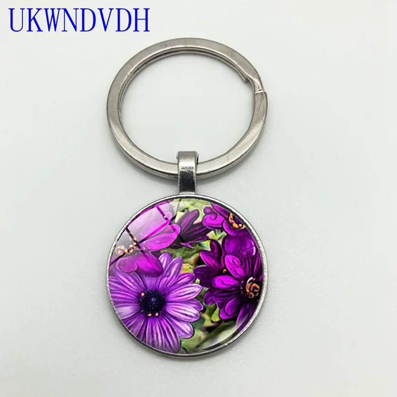 

Purple Flower Keychain Vintage Trend Bump Glass Pendant Fashion Classic Keychain Pendant