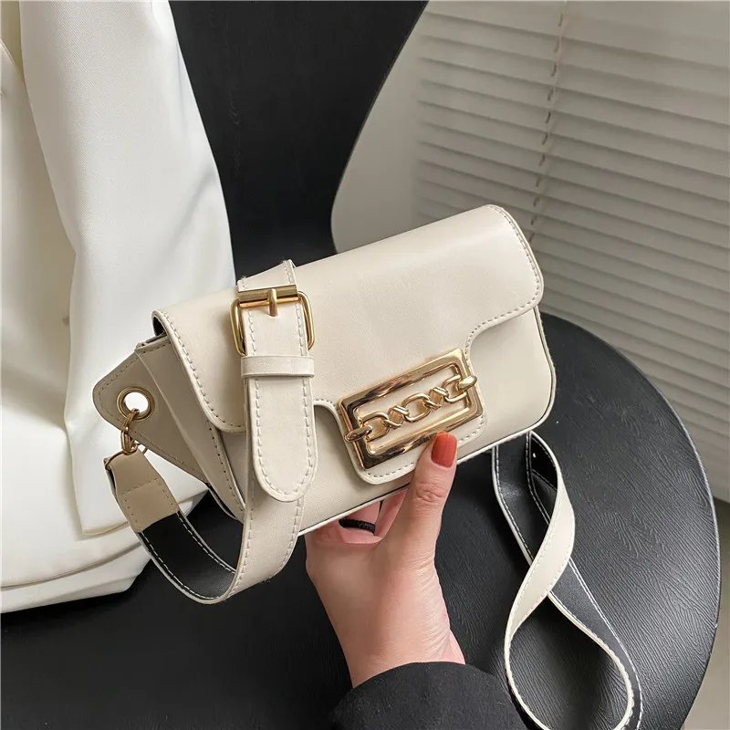 

Western style female small bag in 2021 new fire ins web celebrity contracted fashion popular one shoulder inclined shoulder bag