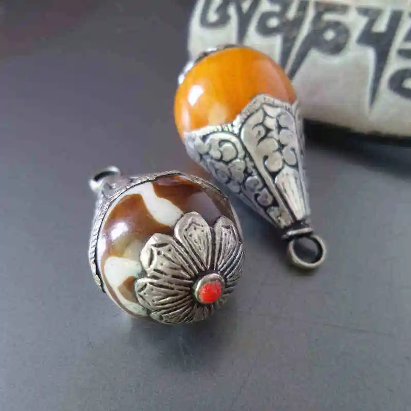 Непальская винтажная подвеска TBP331 с медной крышкой|drop pendant|resin pendantsilver pendant |