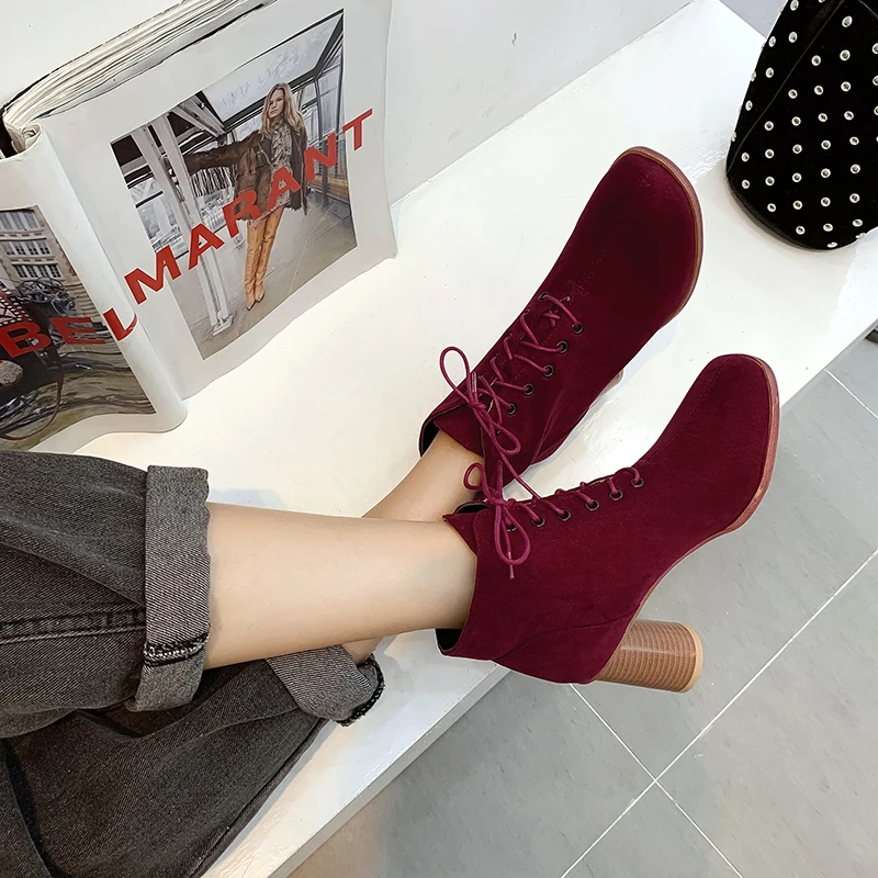 Женские ботинки высокого качества Модные женские черные мотоциклетные с круглым