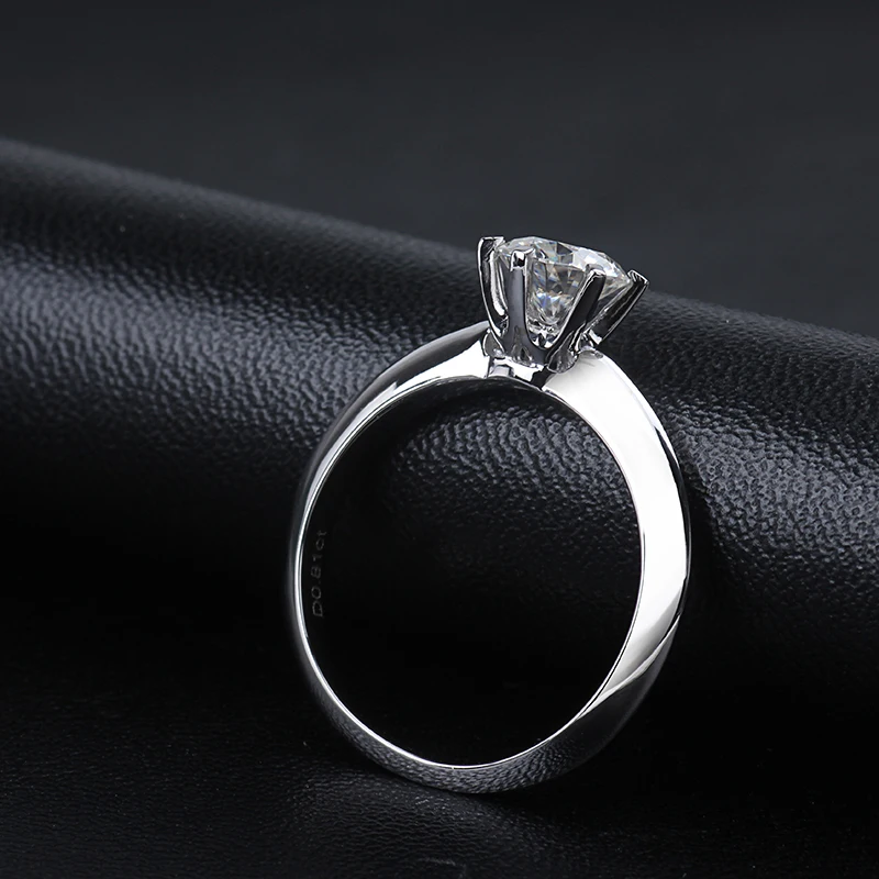 Женское кольцо из серебра 925 пробы с муассанитом|Кольца| |