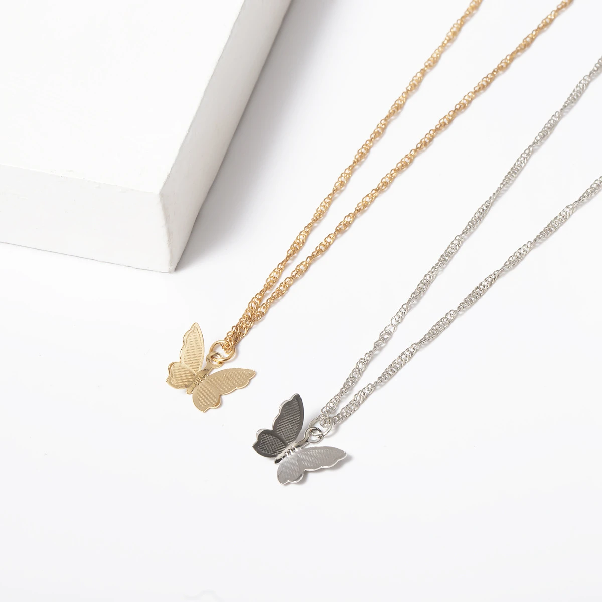 

HebeDeer Little Butterfly Girl Gold Chain Pendant Necklace Women Collar Female Shining Accessories Party Trendy Jewelry