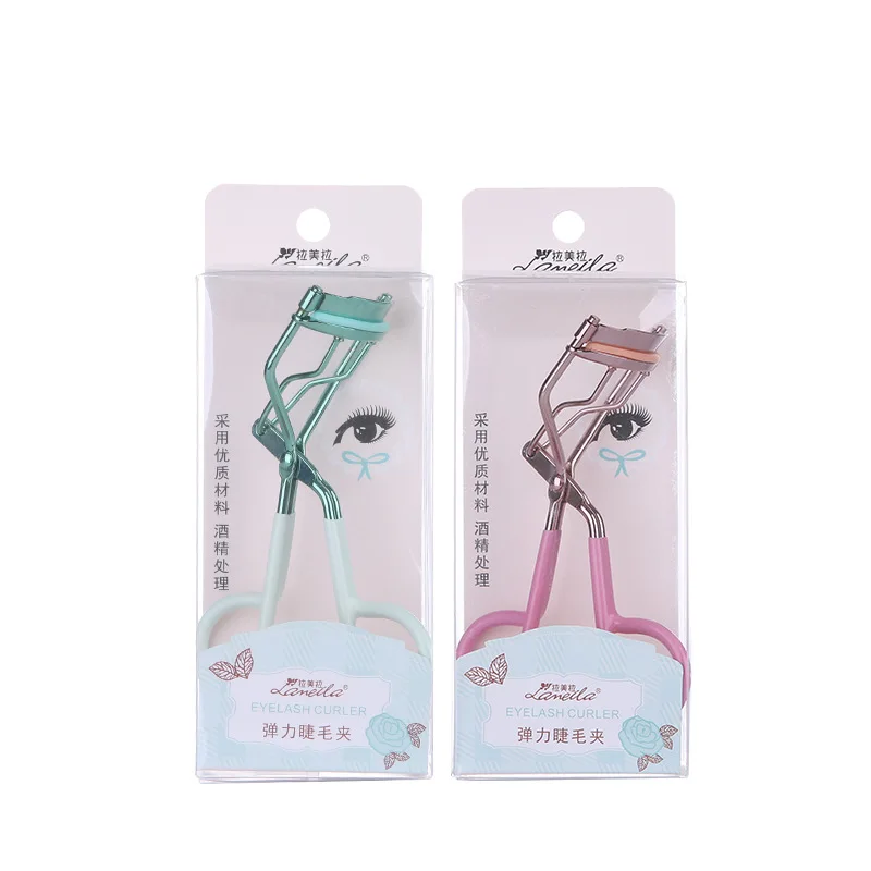 

Convenient Stainless Steel Eyelash Curler with Replacement Rubber Mat Aid Beauty Integral A0301