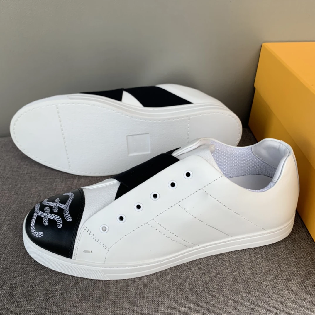

Counter new luxury refreshing breathable leisure men's shoes top quality.
