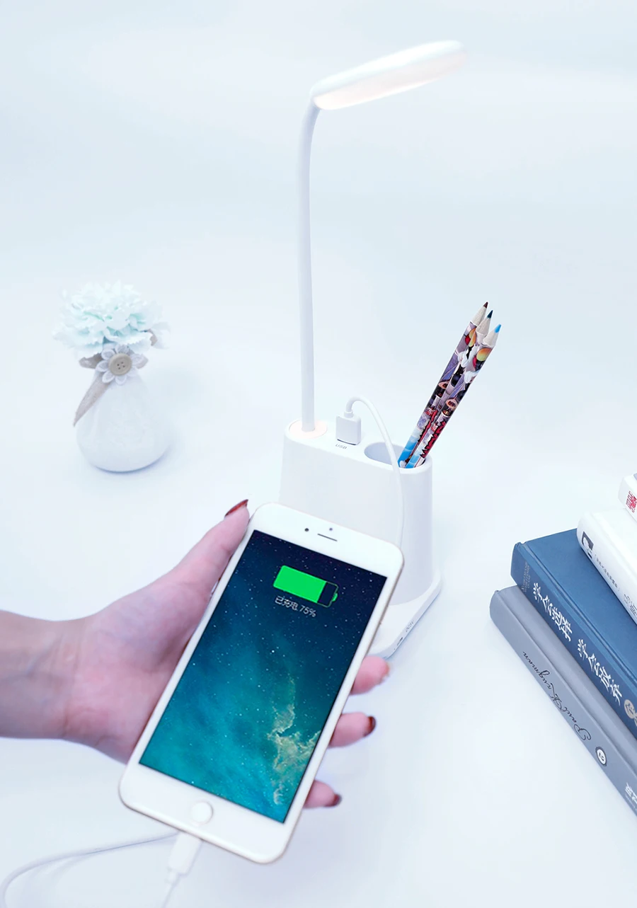 Перезаряжаемая Светодиодная настольная лампа с USB портом для зарядки 4 в 1