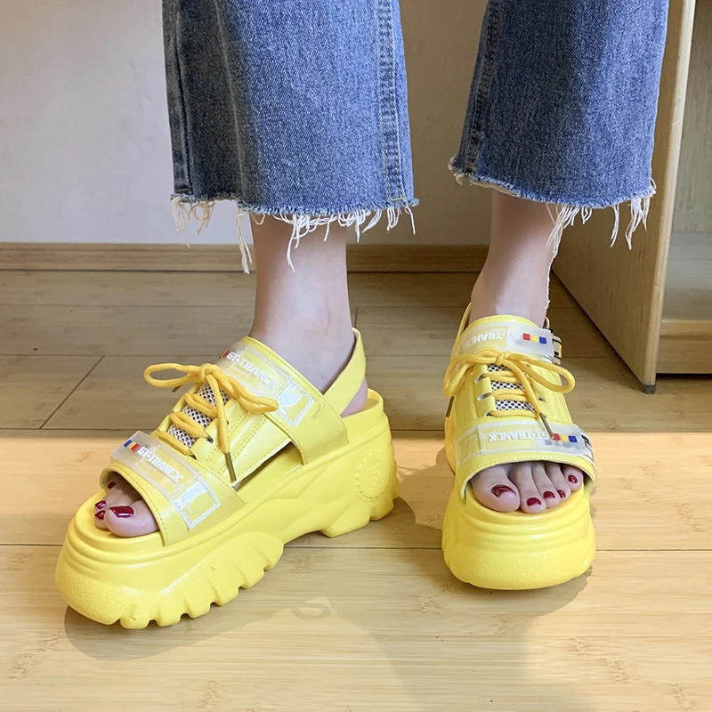 

Сандалии женские на платформе, босоножки на толстой подошве, дышащие, со шнуровкой, открытый носок, карамельные цвета, лето 2021