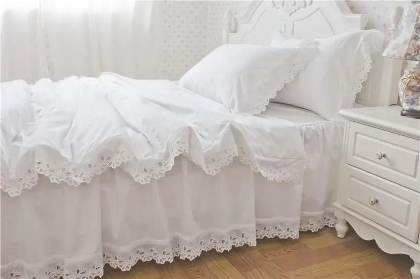 

Bright White color Hollow Lace edge Duvet/Quilt cover with Zipper 100%Cotton Ultra Soft Bedskirt Bedding set Queen size Shabby